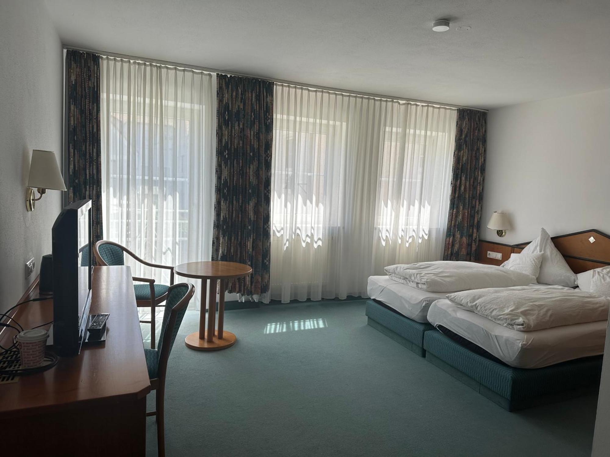 St Hotel Reichertshofen Kültér fotó