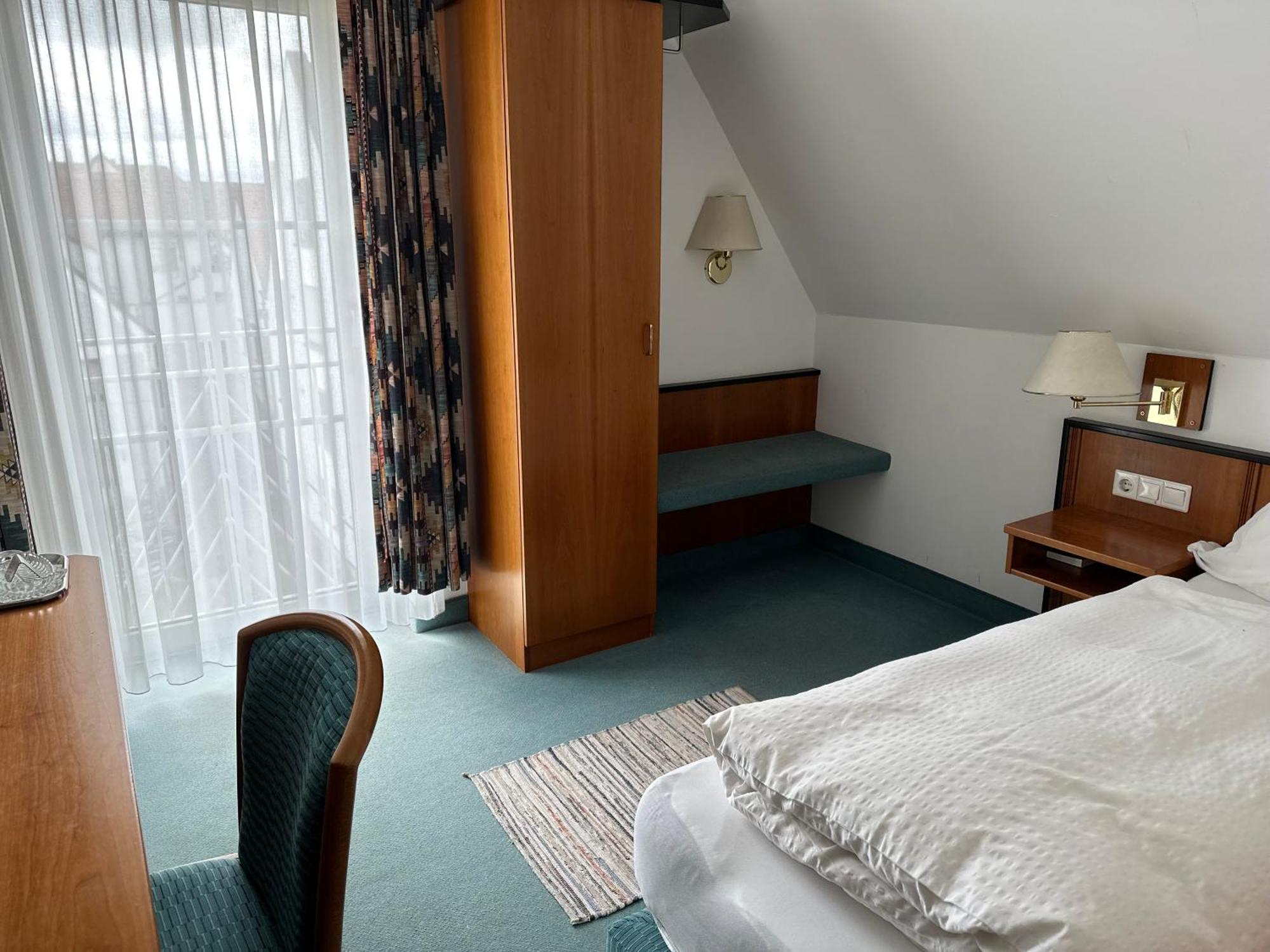 St Hotel Reichertshofen Kültér fotó
